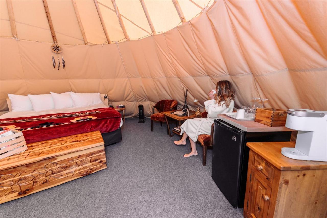 Similkameen Wild Resort & Winery Retreat اوسويوس المظهر الخارجي الصورة