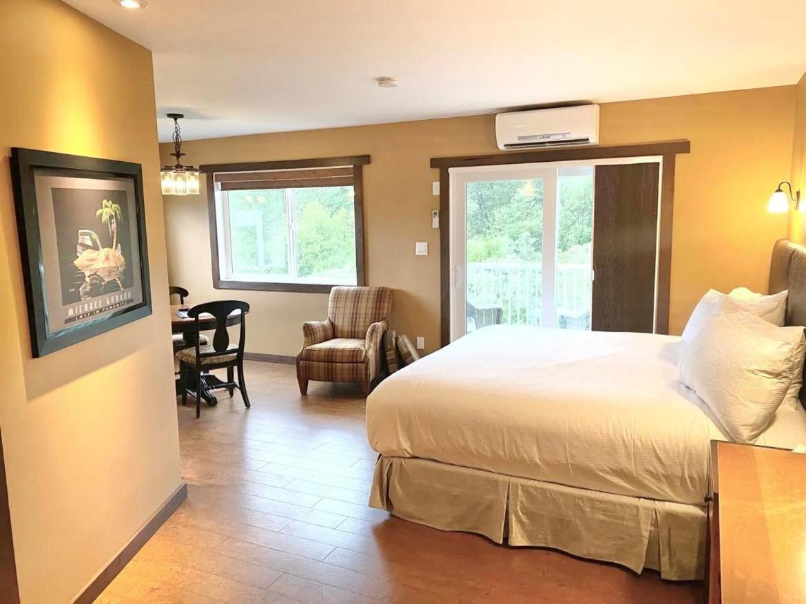 Similkameen Wild Resort & Winery Retreat اوسويوس المظهر الخارجي الصورة