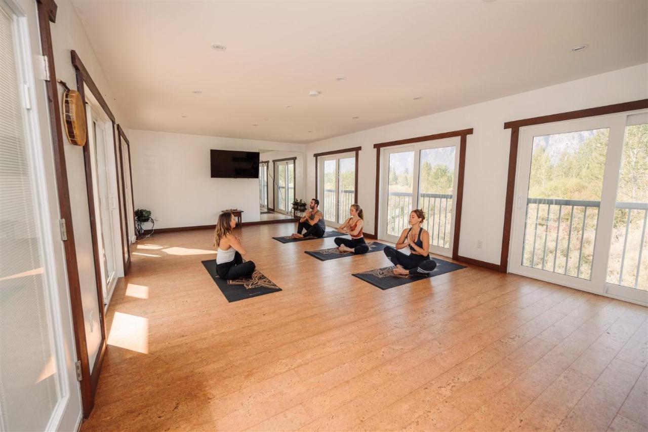 Similkameen Wild Resort & Winery Retreat اوسويوس المظهر الخارجي الصورة