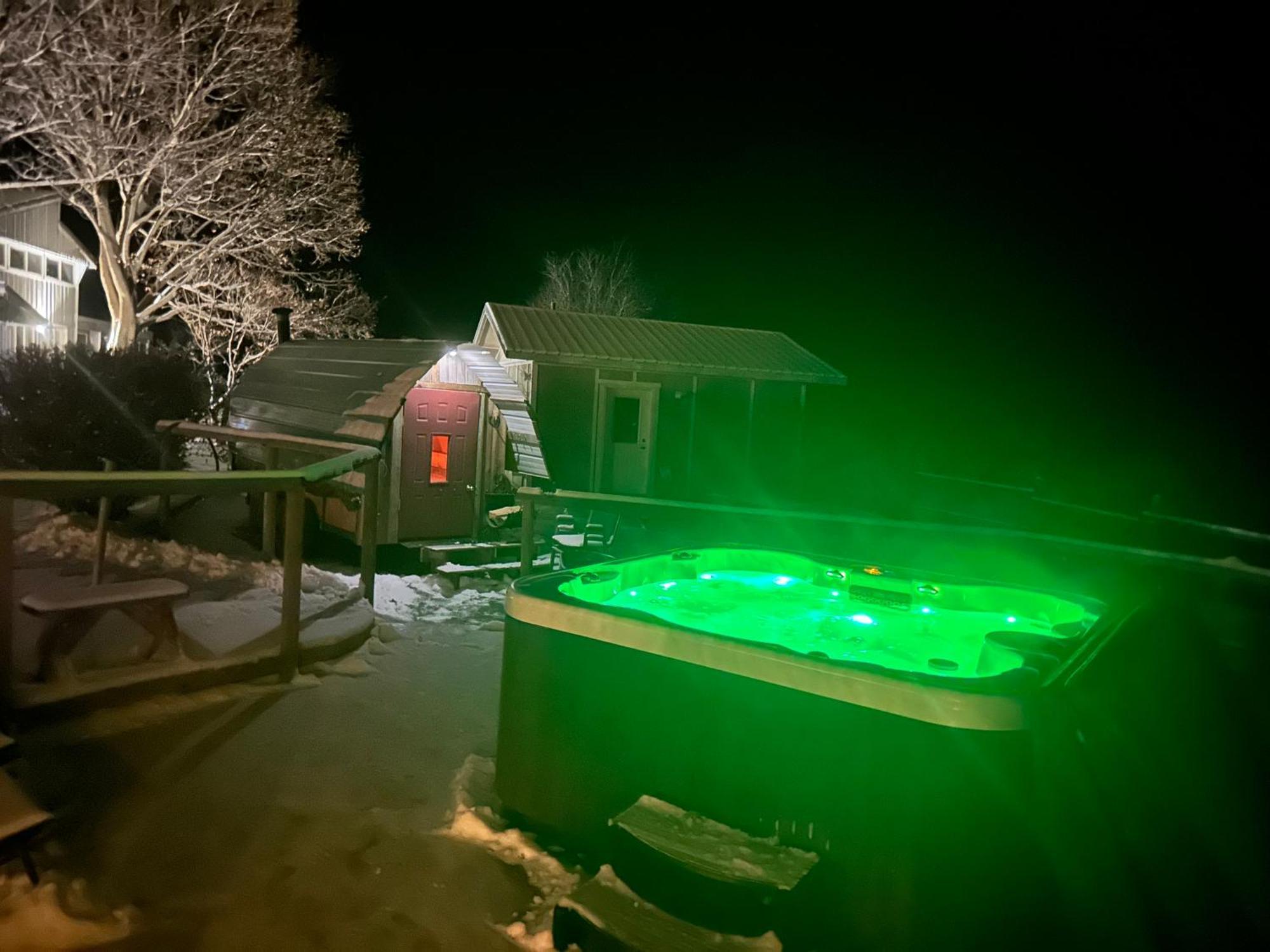 Similkameen Wild Resort & Winery Retreat اوسويوس المظهر الخارجي الصورة